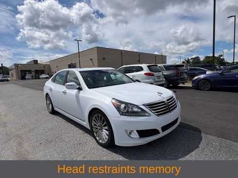 Used 2014 Hyundai Equus Signature RWD image 7