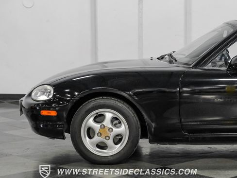 Used 1999 MAZDA MX-5 Miata image 22