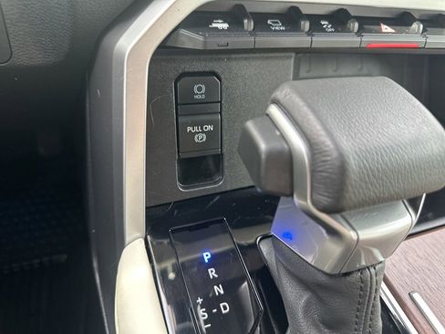 Used 2024 Toyota Tundra Capstone AWD/4WD image 7