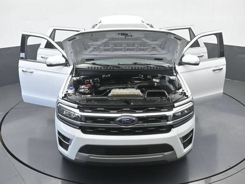 Used 2024 Ford Expedition Max Limited RWD image 35
