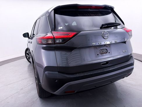 Used 2023 Nissan Rogue SV FWD image 8