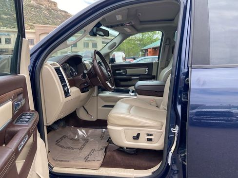 Used 2013 RAM 2500 Laramie w/ Convenience Group AWD/4WD image 16