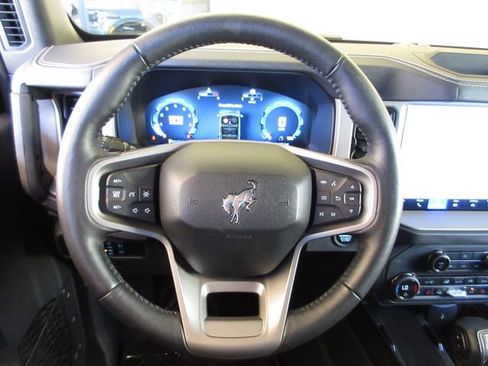 Certified 2025 Ford Bronco Outer Banks image 13