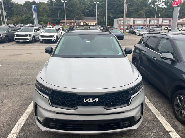 Used 2023 Kia Sorento SX AWD/4WD image 3