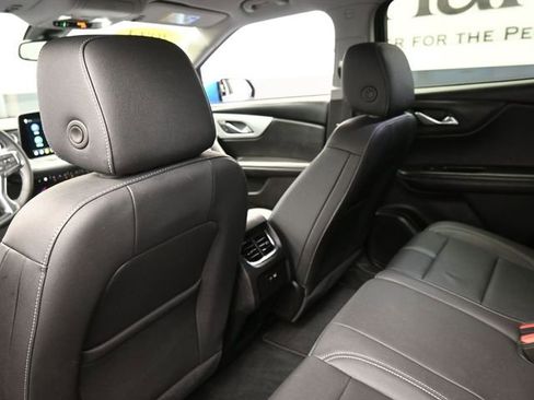 Used 2024 Chevrolet Blazer LT FWD image 23