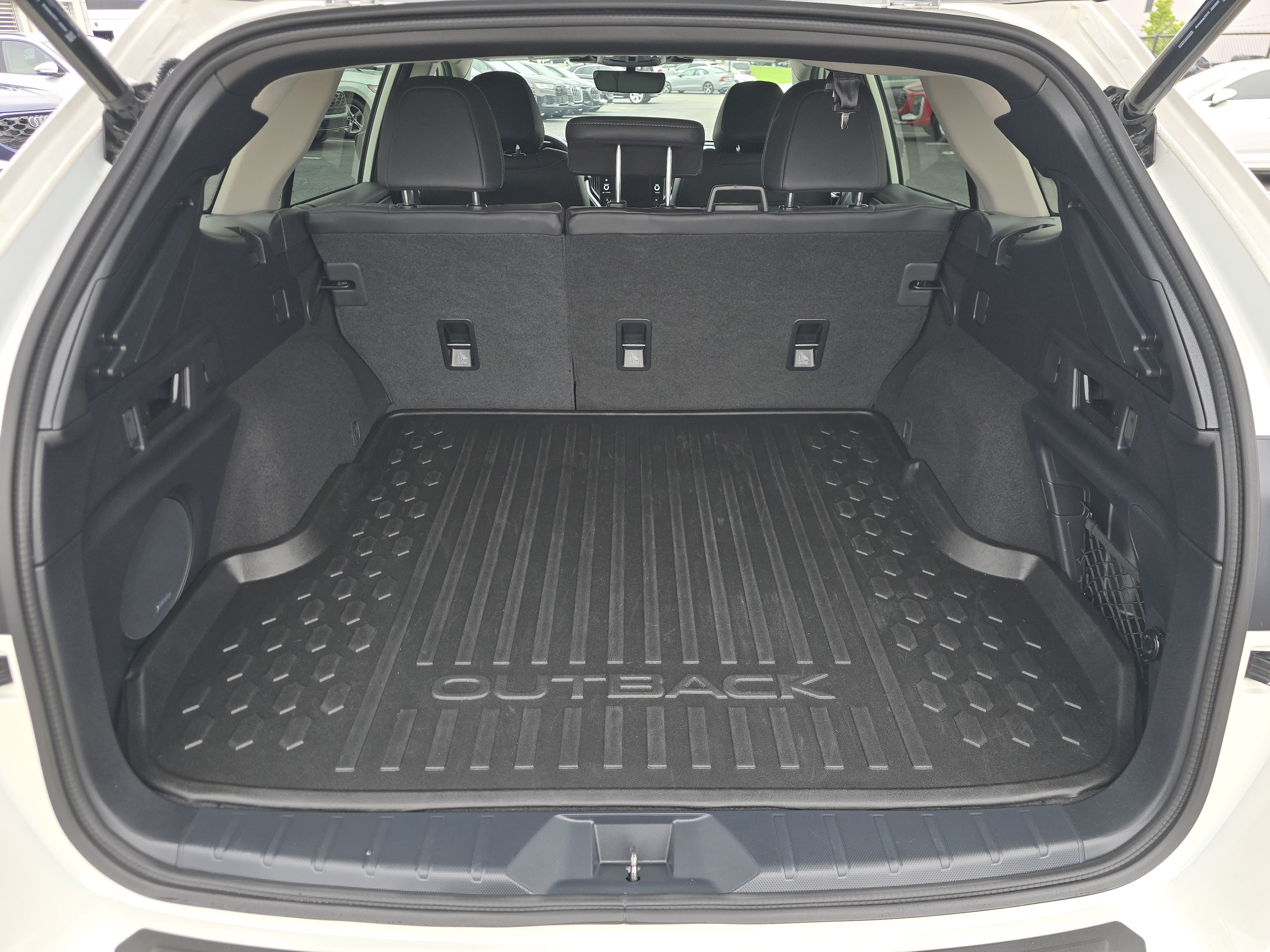 Certified 2025 Subaru Outback Limited AWD/4WD image 18