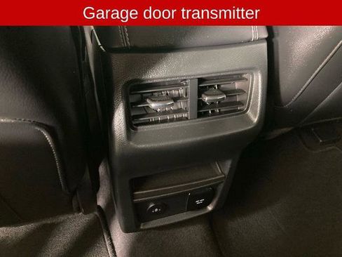 Certified 2024 Ford Edge Titanium image 2