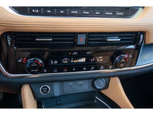 Used 2023 Nissan Rogue Platinum w/ Platinum Premium Package AWD/4WD image 31