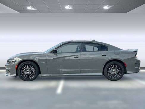Used 2023 Dodge Charger R/T w/ Plus Group image 2