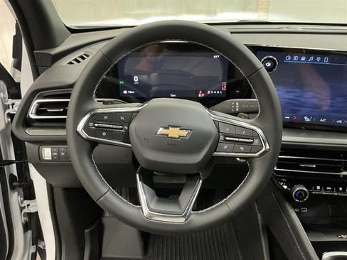 New 2026 Chevrolet Traverse LT w/ LPO, Floor Liner Package FWD image 12
