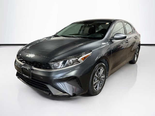 Certified 2023 Kia Forte LXS FWD image 3