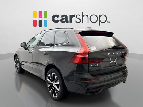 Used 2024 Volvo XC60 B5 Plus AWD/4WD image 3