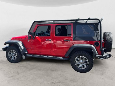 Used 2015 Jeep Wrangler Unlimited Rubicon w/ Max Tow Package AWD/4WD image 3