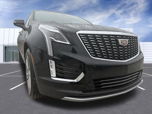 Certified 2025 Cadillac XT5 Premium Luxury image 7
