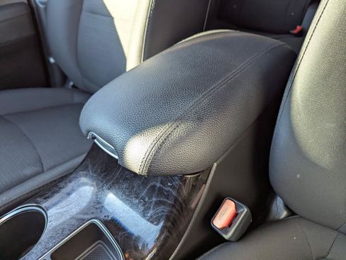 Used 2015 Kia Sorento LX FWD image 25
