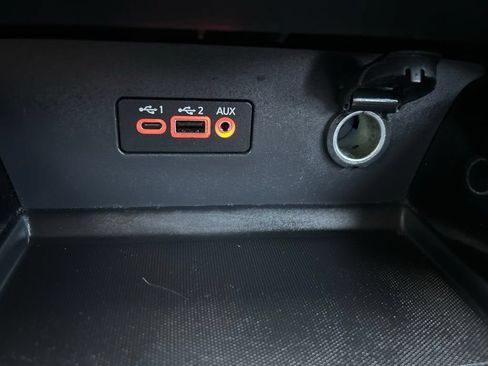 Used 2024 Nissan Altima 2.5 SV FWD image 27