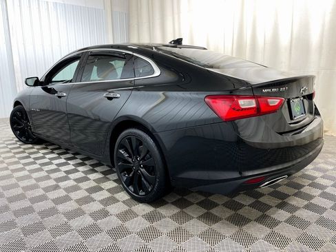 Used 2018 Chevrolet Malibu Premier w/ Premier Sun and Wheel Package image 17