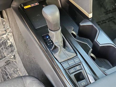 Used 2025 Toyota Camry LE FWD image 17