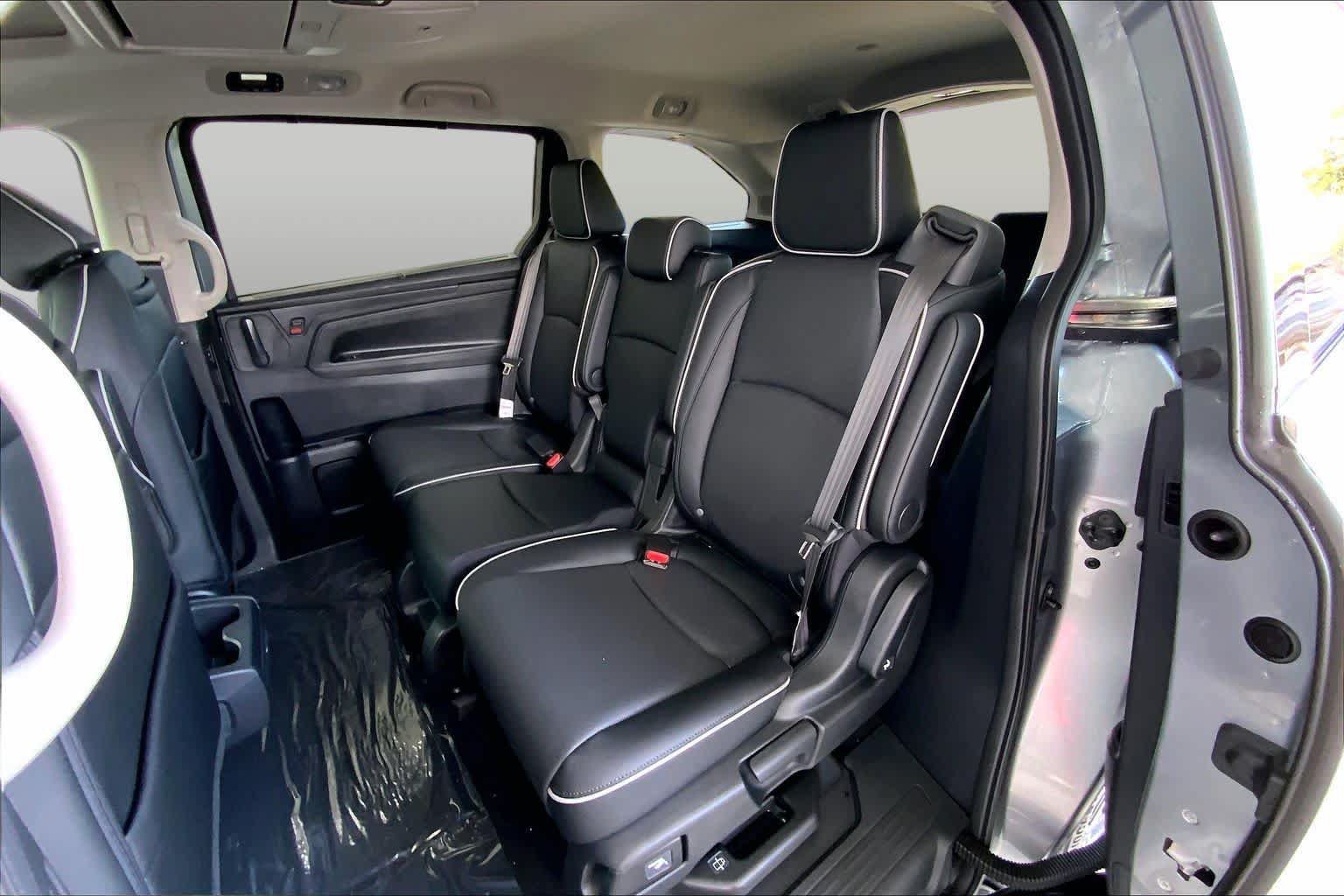 New 2026 Honda Odyssey Elite image 8