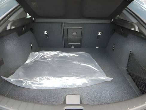 Certified 2022 Polestar Polestar 2 Long Range Dual Motor image 15