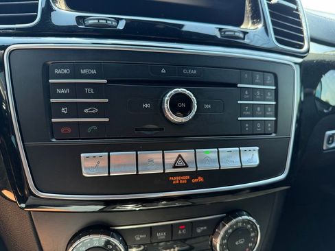 Used 2017 Mercedes-Benz GLS 450 4MATIC image 29