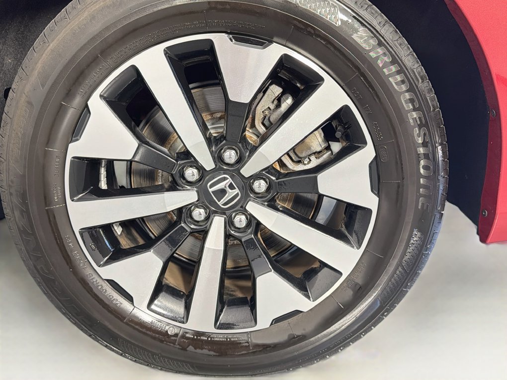 Used 2025 Honda Odyssey EX-L image 30