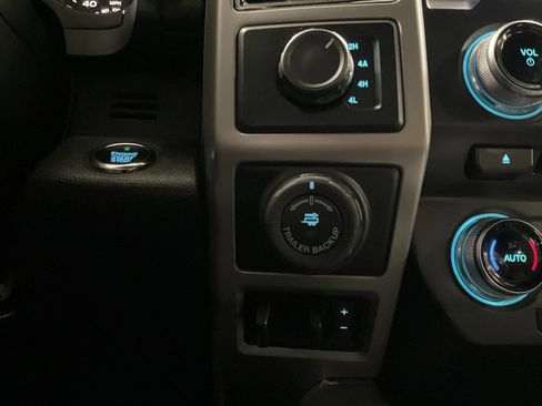 Used 2018 Ford F150 Lariat w/ Equipment Group 502A Luxury image 47