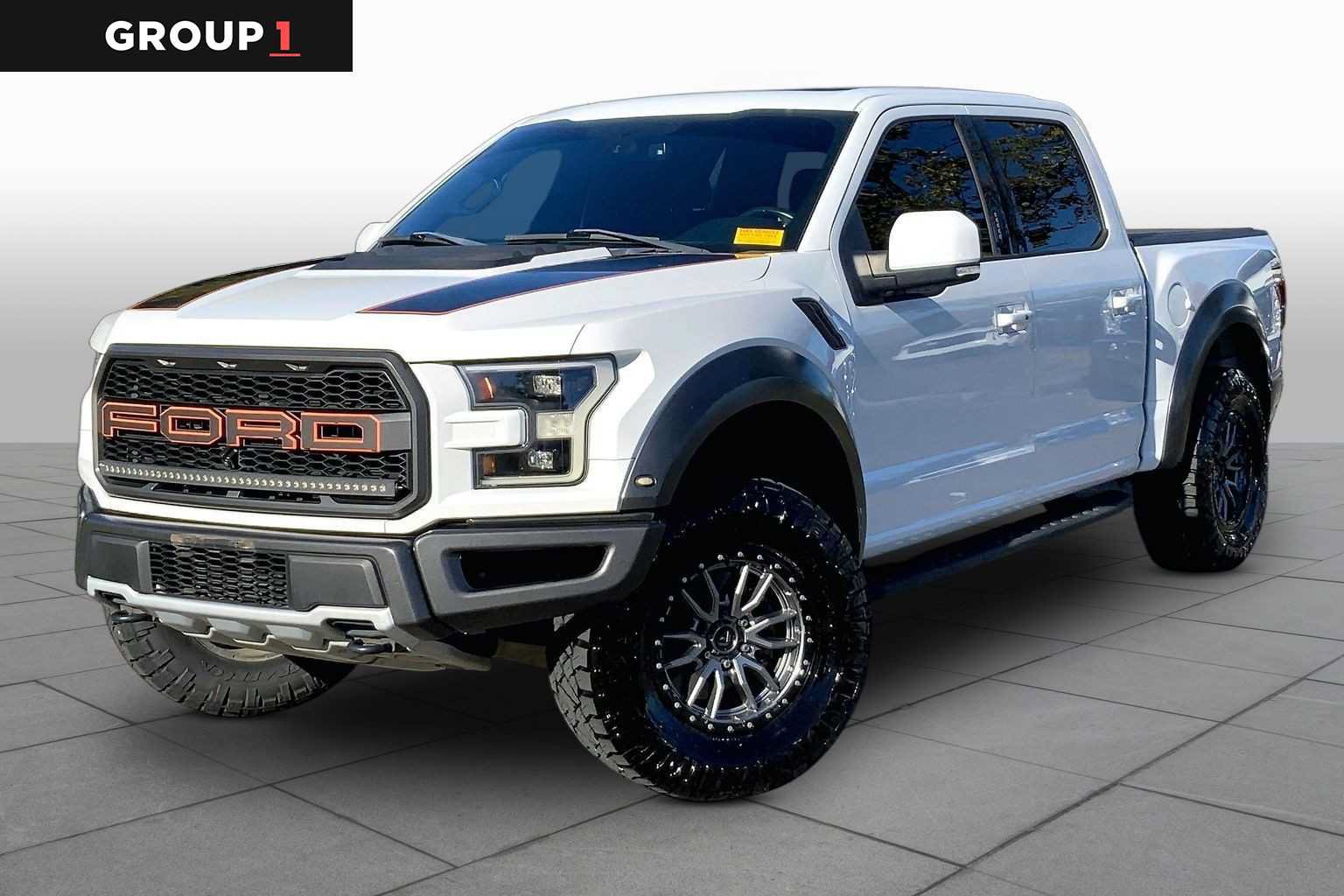 Used 2017 Ford F150 Raptor w/ Equipment Group 802A Luxury AWD/4WD image 1