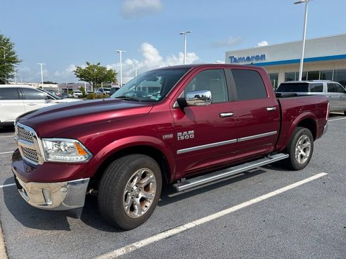 Used 2017 RAM 1500 Laramie w/ Convenience Group AWD/4WD image 1