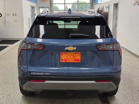 Used 2025 Chevrolet Equinox LT w/ Convenience Package II AWD/4WD image 6