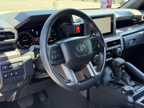 Used 2026 Toyota 4Runner TRD Off-Road AWD/4WD image 10
