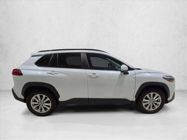 Certified 2022 Toyota Corolla Cross LE FWD image 4