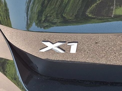 Used 2025 BMW X1 xDrive28i AWD/4WD image 37