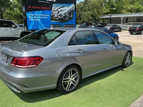 Used 2015 Mercedes-Benz E 350 4MATIC Sedan image 6
