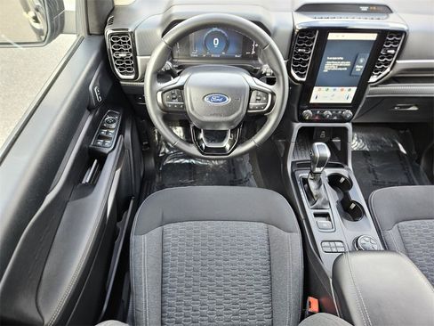 Used 2024 Ford Ranger XLT image 11