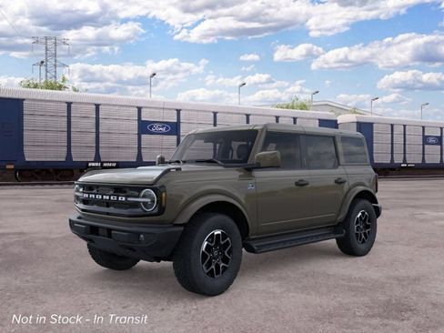 New 2026 Ford Bronco Outer Banks AWD/4WD image 1