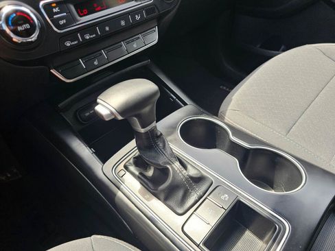 Used 2019 Kia Sorento S AWD/4WD image 27