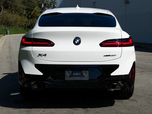 New 2025 BMW X4 xDrive30i w/ Premium Package image 6