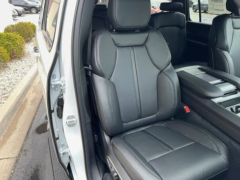 New 2026 Jeep Grand Wagoneer 4WD image 6