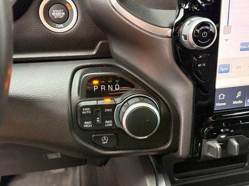 Used 2024 RAM 1500 Big Horn AWD/4WD image 21