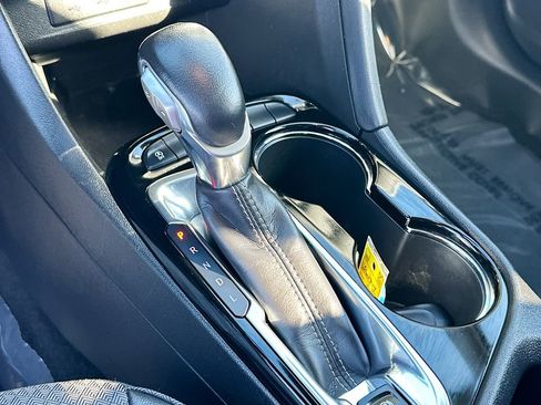 Used 2023 Buick Encore GX Preferred image 17