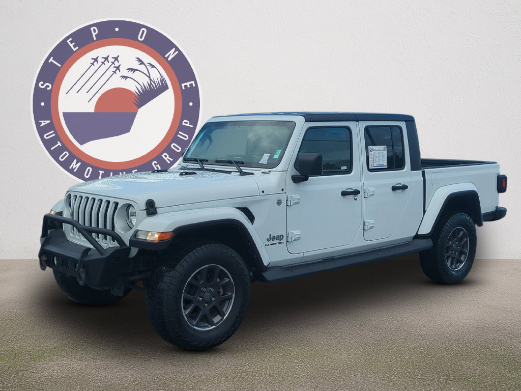 Used 2022 Jeep Gladiator Overland w/ Popular Equipment Package AWD/4WD image 1