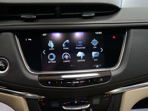 Used 2017 Cadillac XT5 Luxury w/ Driver Awareness Package AWD/4WD image 35