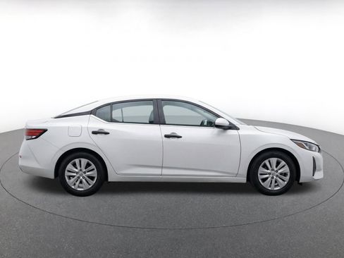 Used 2025 Nissan Sentra S FWD image 10