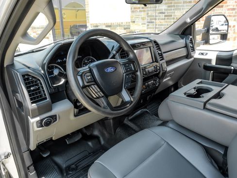 Used 2021 Ford F450 XL w/ Power Equipment Group AWD/4WD image 16