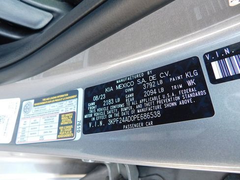 Used 2023 Kia Forte LXS FWD image 8