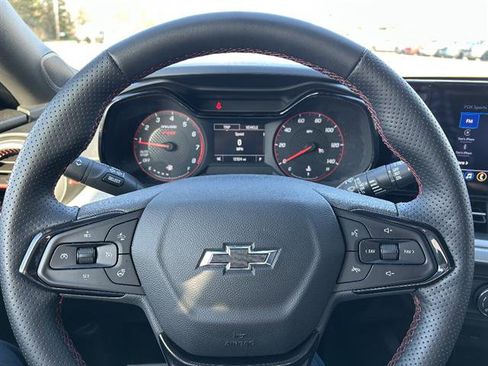 Certified 2024 Chevrolet Trax RS w/ Driver Confidence Package image 18