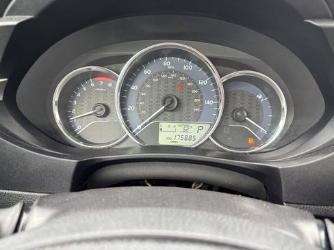 Used 2015 Toyota Corolla LE image 18