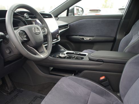 Used 2023 Lexus RZ 450e Premium AWD/4WD image 14