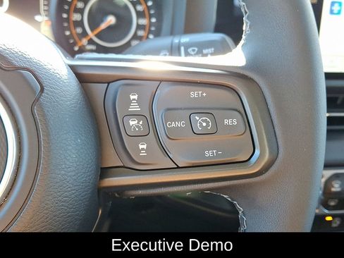 New 2025 Jeep Gladiator Mojave w/ Safety Group image 23